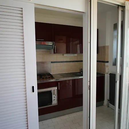 Isadora Apartment *